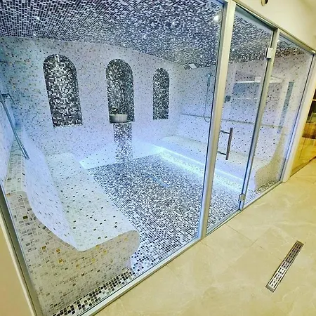 Suncani Breg 10 شقة